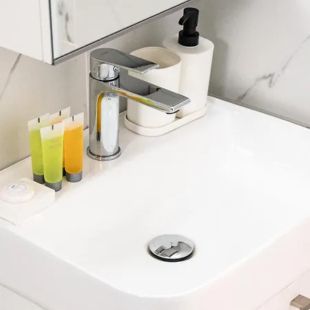 Apartamento Aeolis Court By Ezoria *