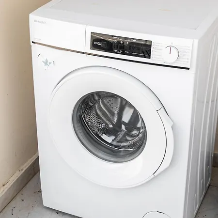 Aeolis Court By Ezoria Daire Limasol