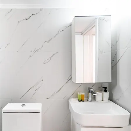 Apartamento Aeolis Court By Ezoria *