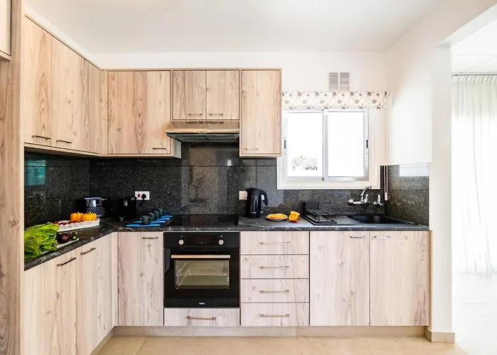 Aeolis Court By Ezoria *