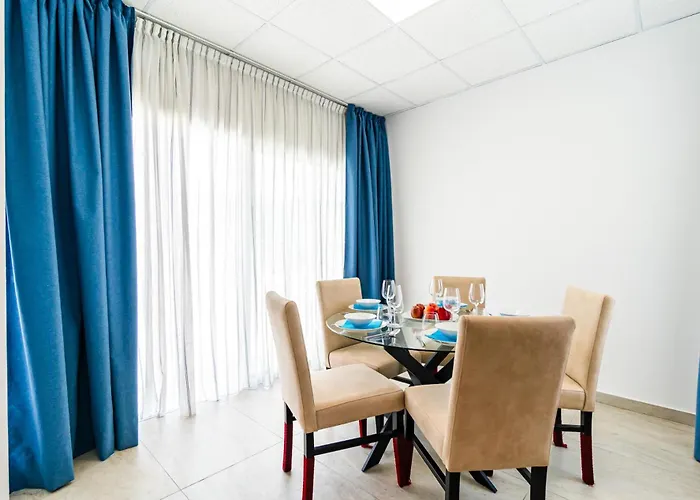 Apartmán Aeolis Court By Ezoria